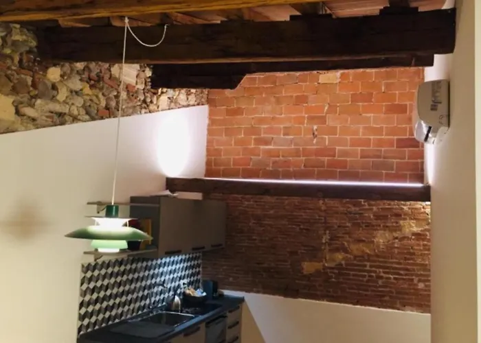 Unicumhouse Universita * ורונה