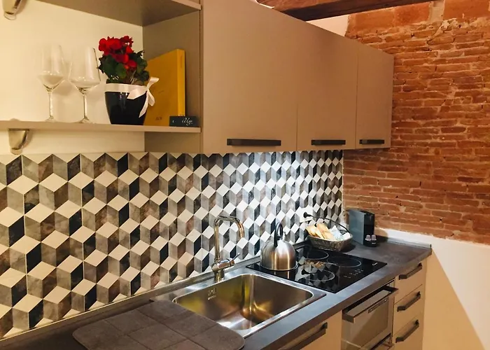 Unicumhouse Universita * ורונה