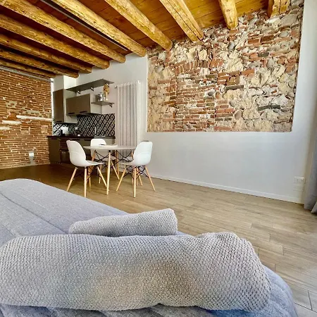 Unicumhouse Universita *